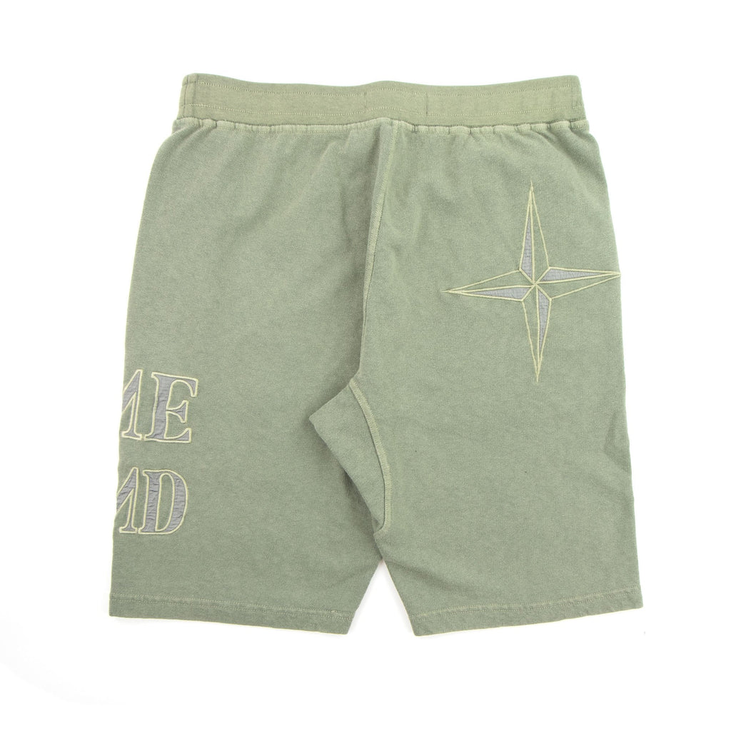 Stone Island Large Logo Garment Dyed Shorts Green V0155