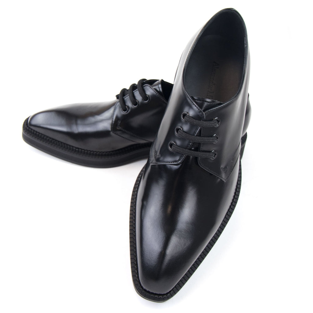 Alexander McQueen Calf Leather Lace Up Shoe Black
