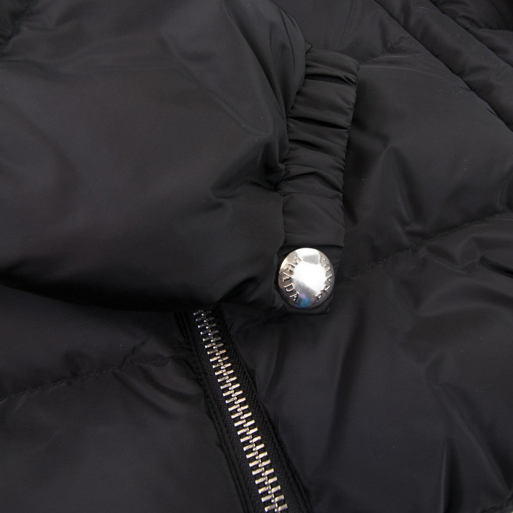 Prada Piumino Nylon Piuma Puffer Jacket Nero