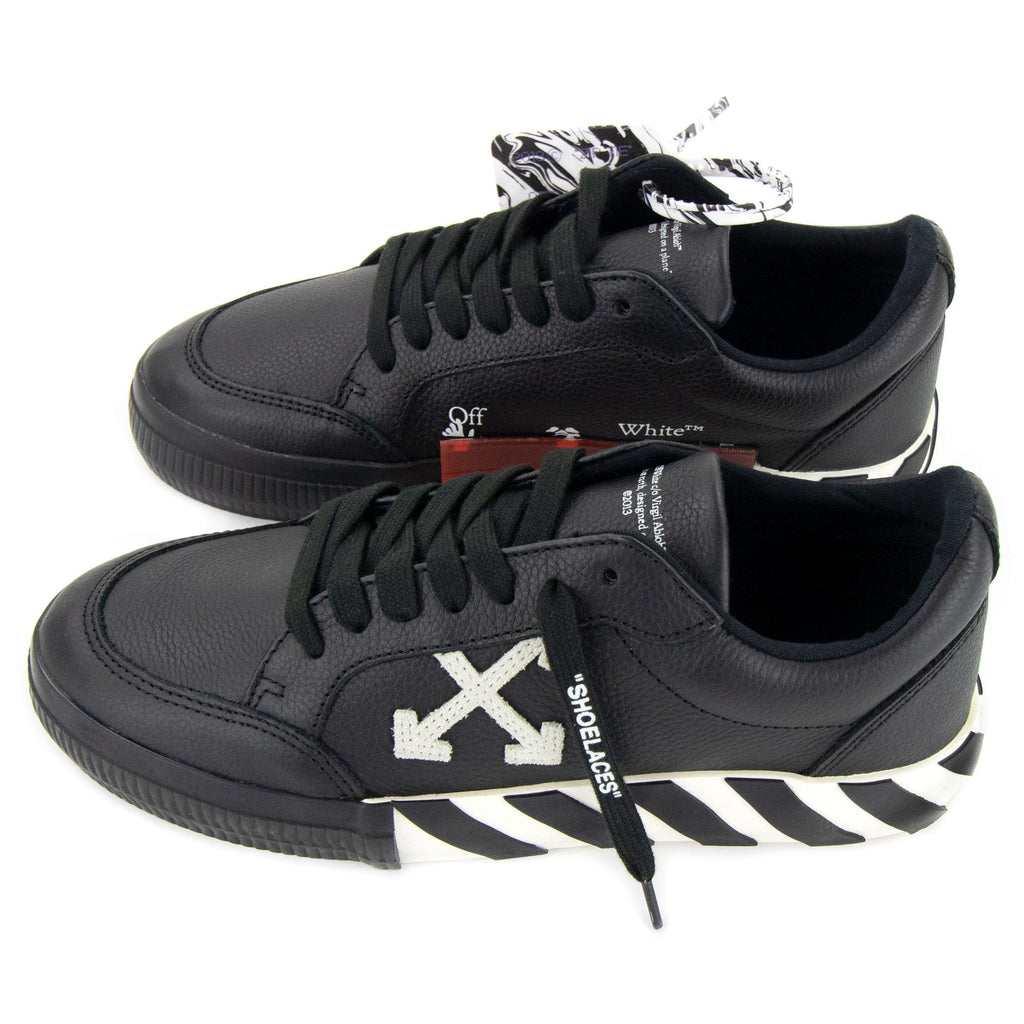 Off White Low Vulcanized Sneaker Black/white