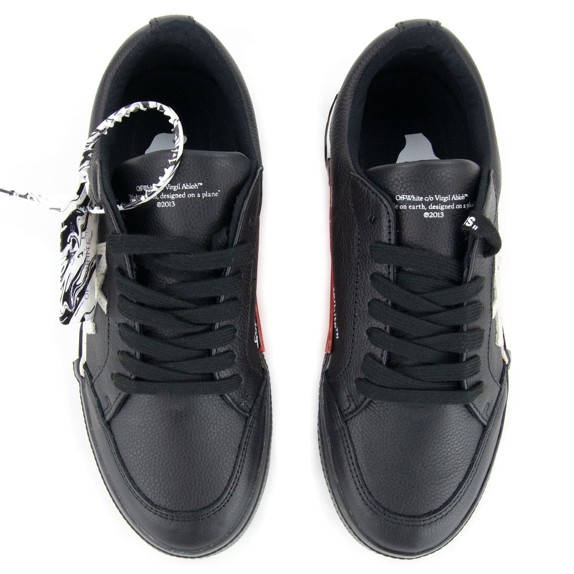Off White Low Vulcanized Sneaker Black/white