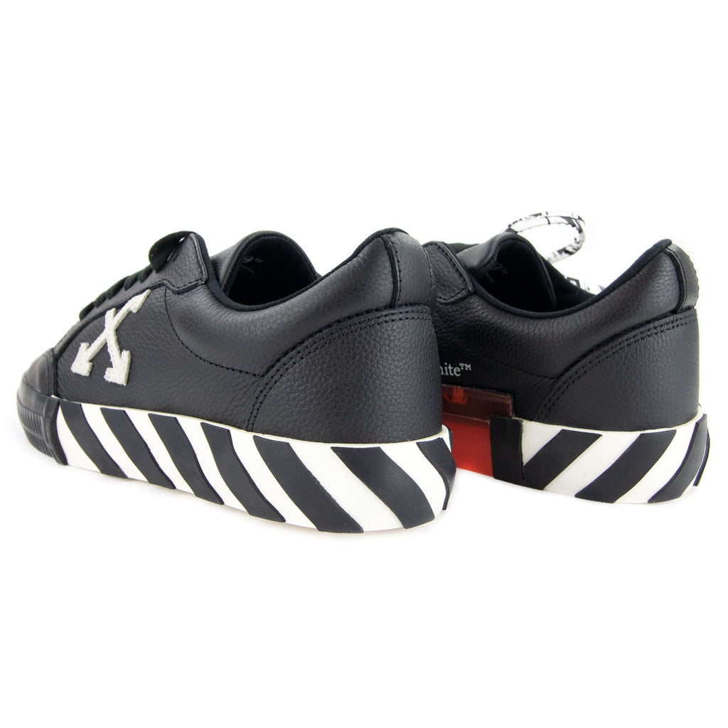 Off White Low Vulcanized Sneaker Black/white
