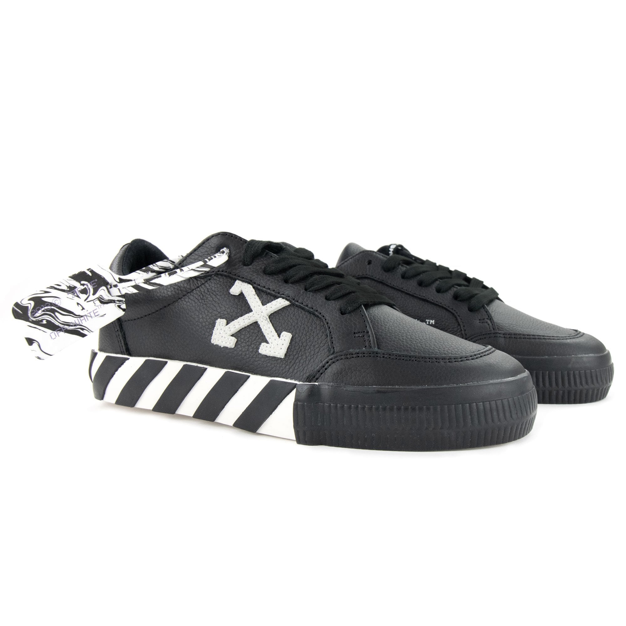 Off White Low Vulcanized Sneaker Black/white