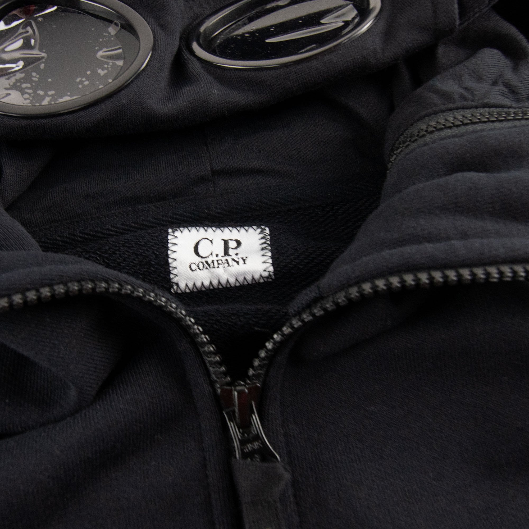 CP Company Zip Goggle Hood Side Zip Sweat Black 999 | ONU – Onu