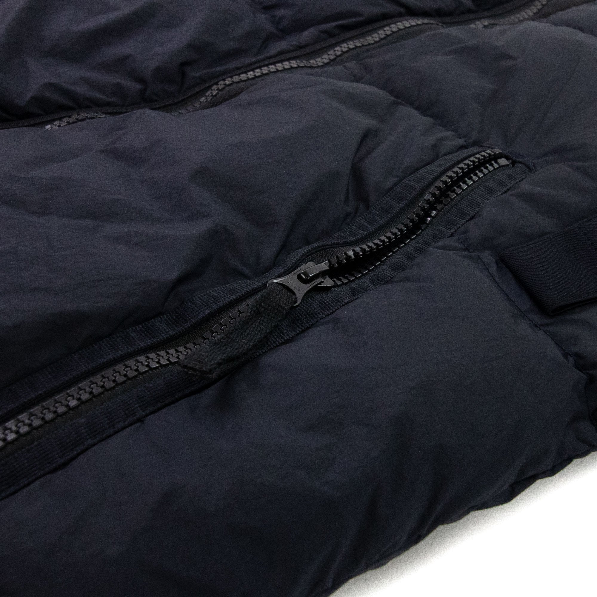 Stone Island 40123 Garment Dyed Crinkle Reps Ny Down Tc Jacket Navy V0020