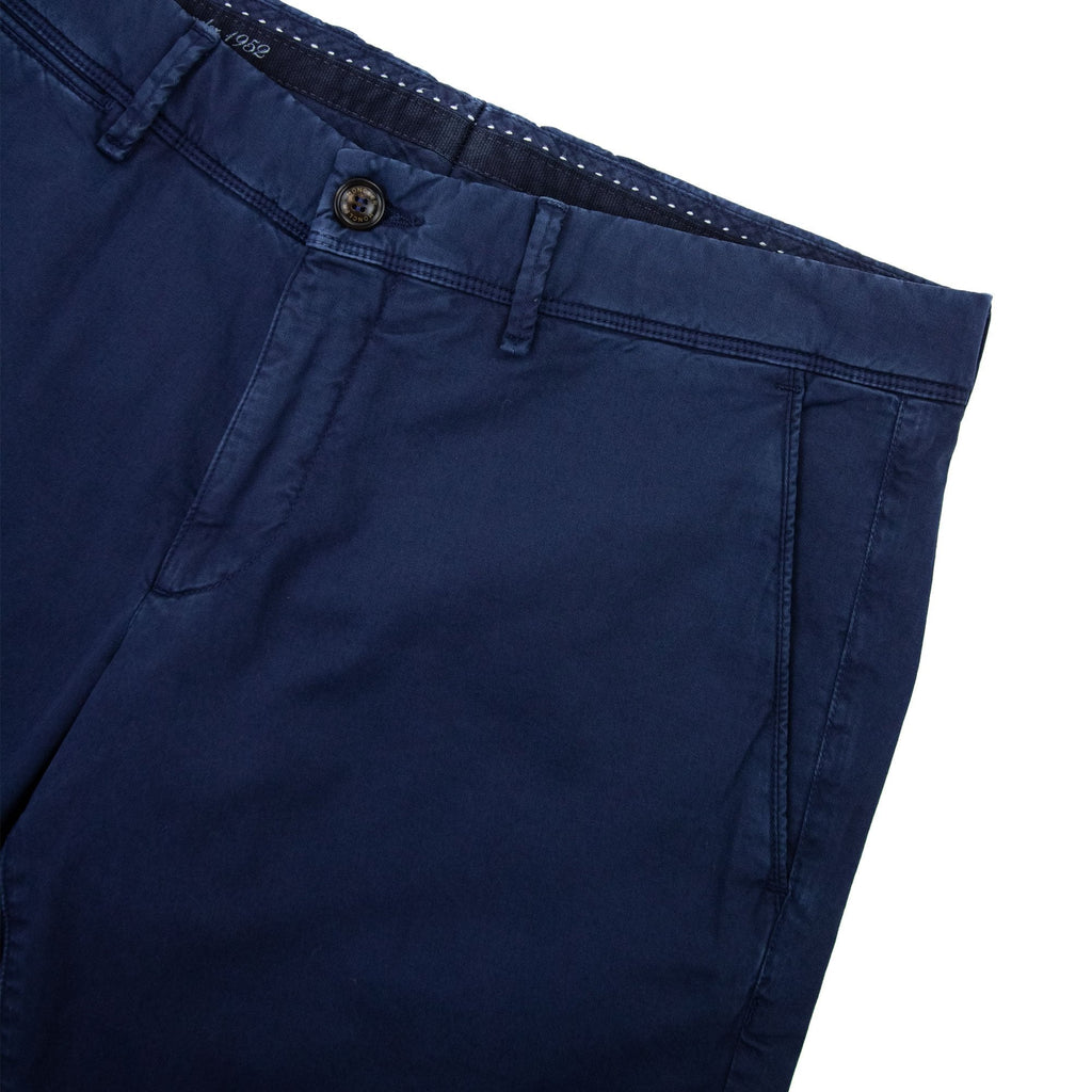 Moncler Chino Shorts Navy