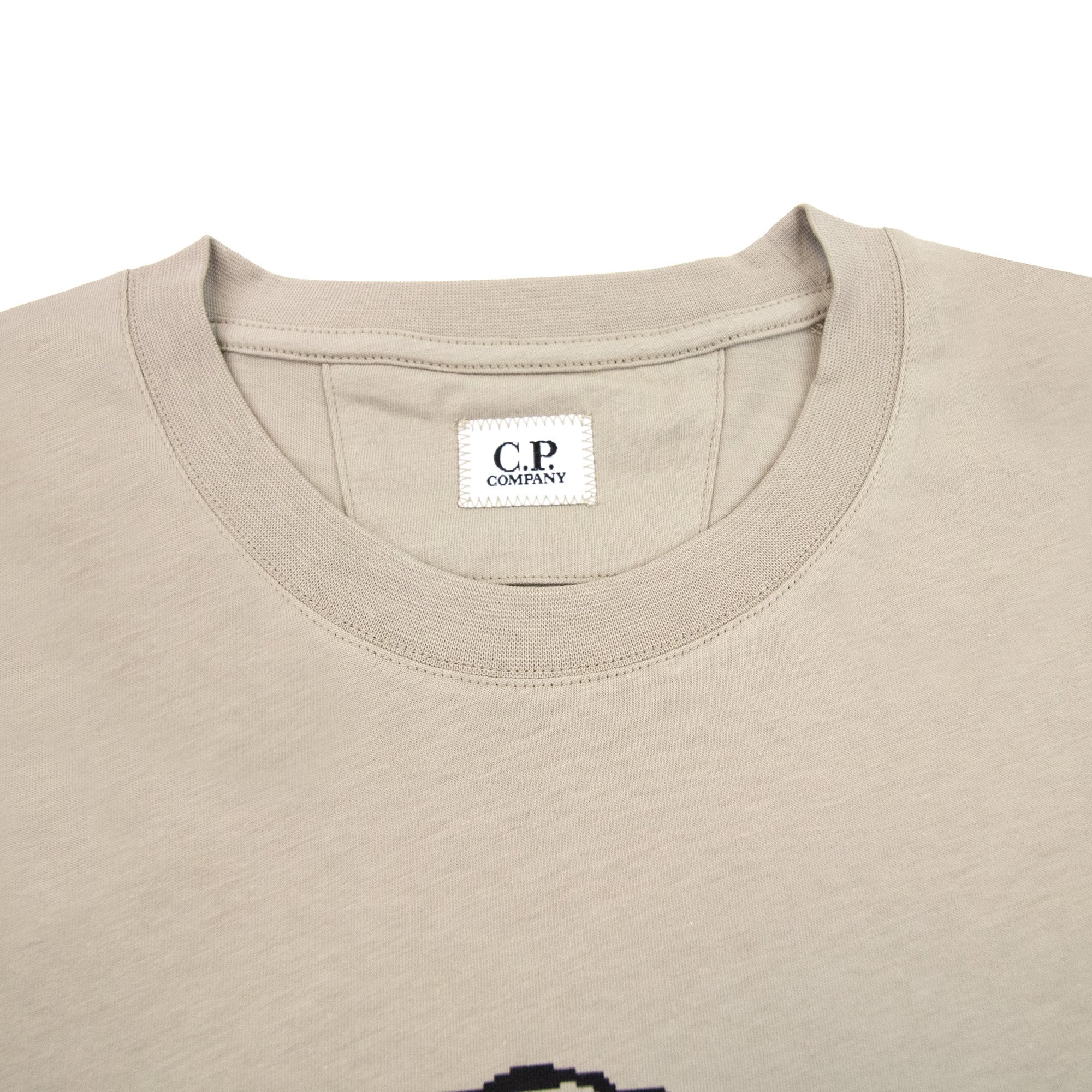 Cp Company 30/1 Jersey Goggle Print T-shirt Cobblestone 330