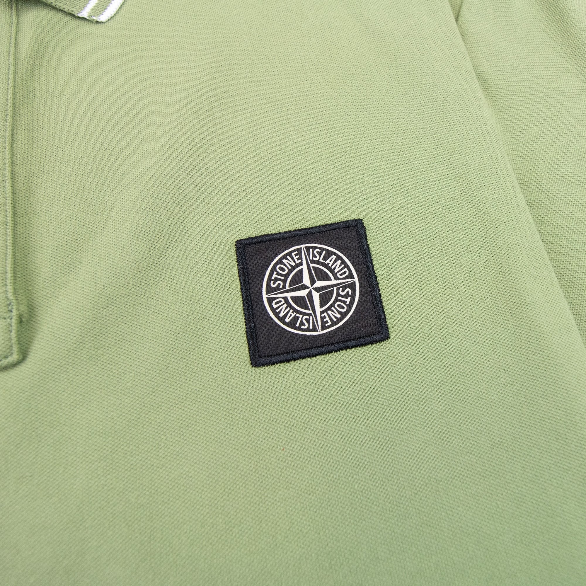 Stone Island 22s18 Slim Fit Polo Shirt Sage V0055