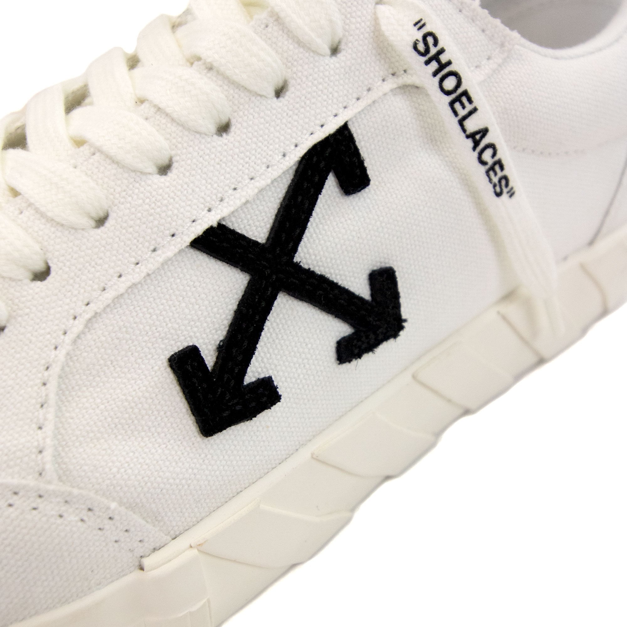 Off White Low Vulcanized Canvas Sneakers White/black