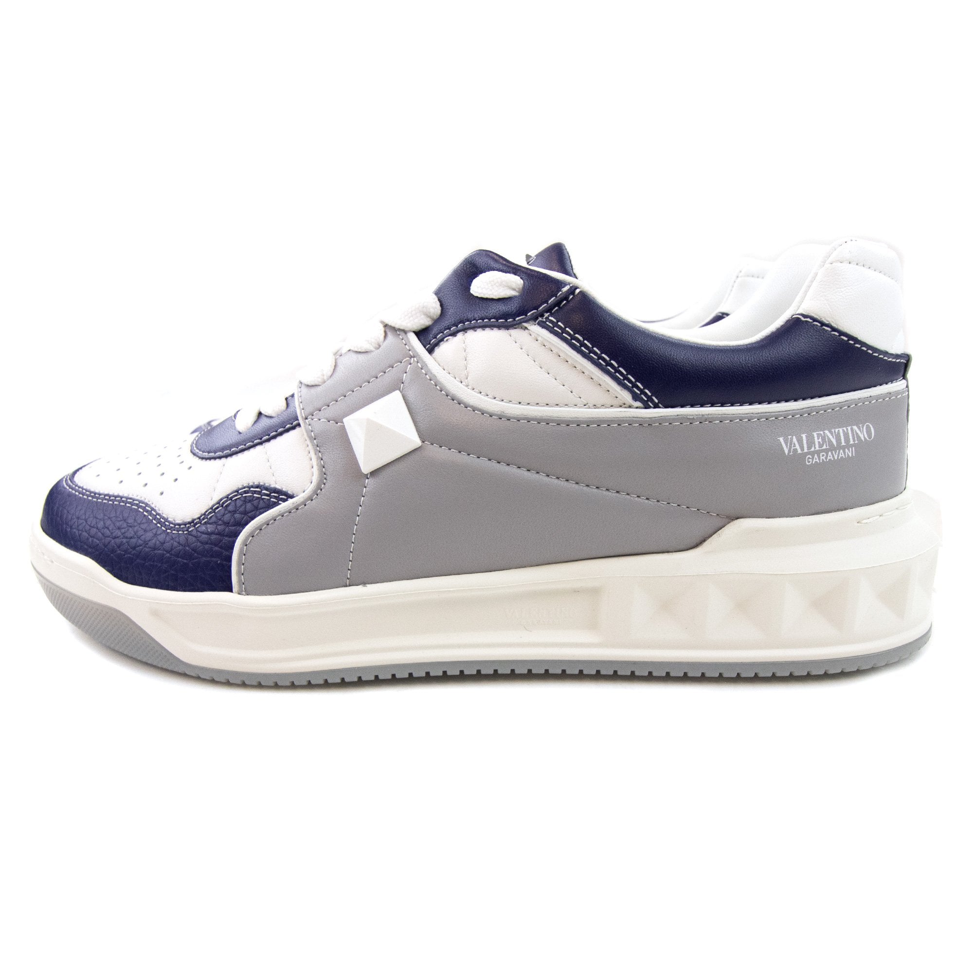 Valentino One Stud Nappa Leather Sneaker White/grey Uz9