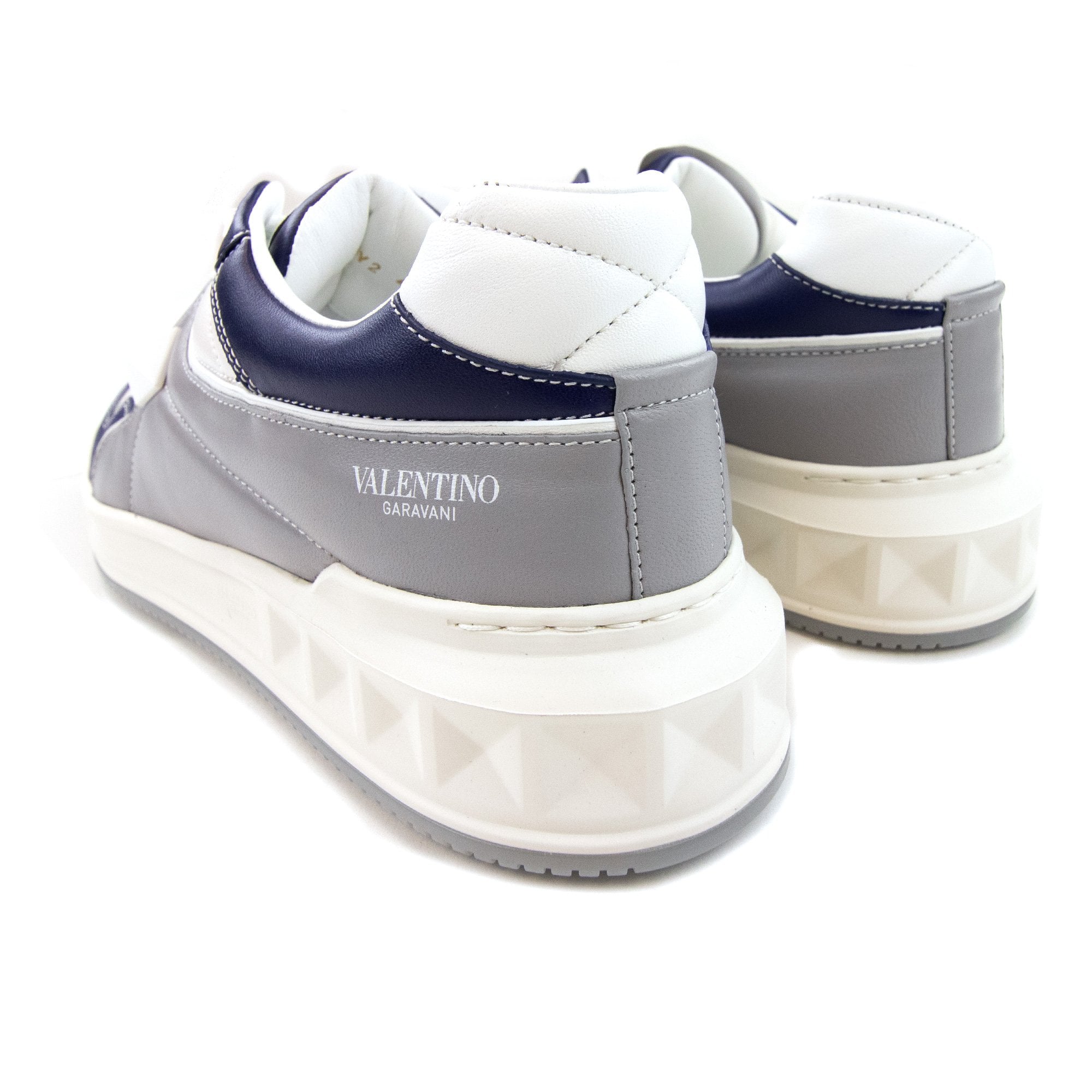 Valentino One Stud Nappa Leather Sneaker White/grey Uz9