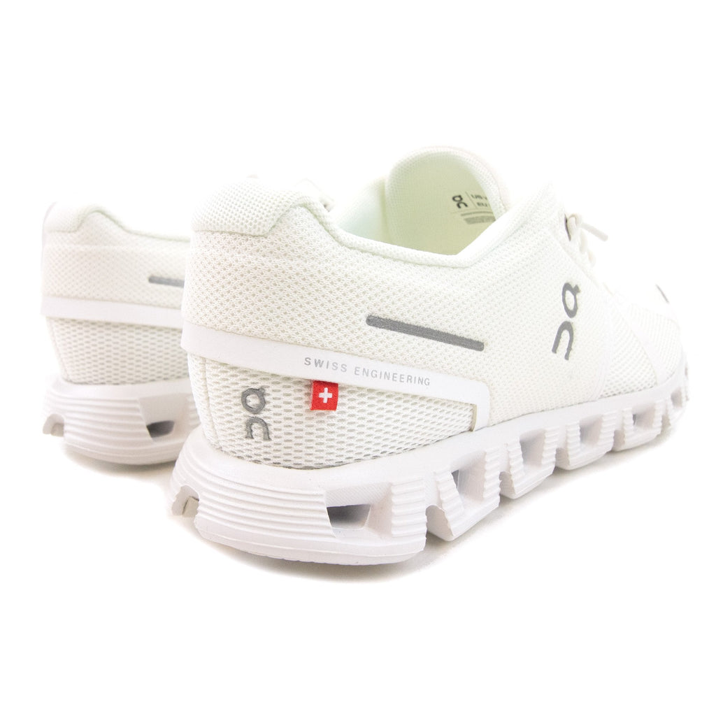 On Running Cloud 5 Running Trainer Undyed White