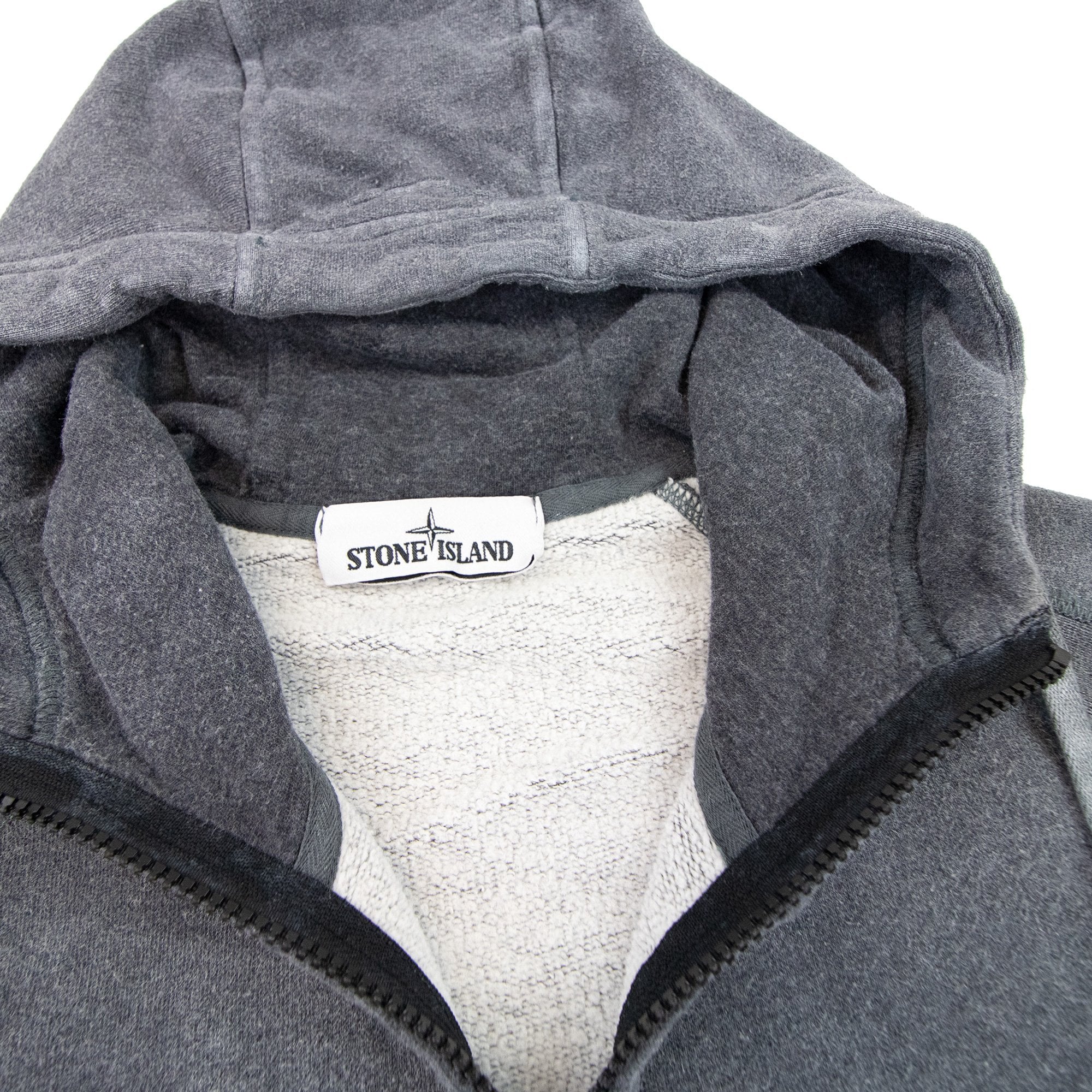 Stone Island 62190 Dust Zip Up Sweatshirt Dark Grey V2m35