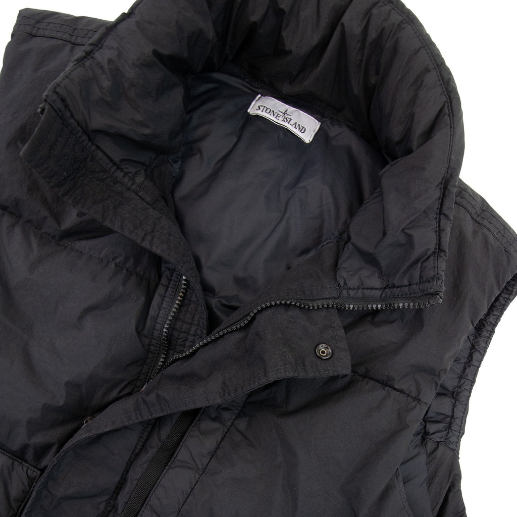 Stone Island G0423 Garment Dyed Crinkle Reps Down Gilet Black V0029
