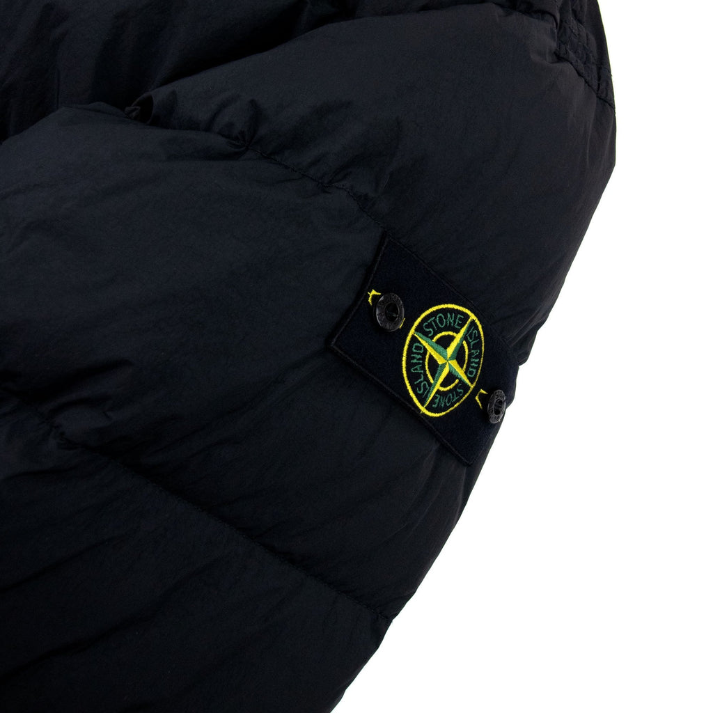 Stone Island 40623 Garment Dyed Crinkle Reps Recycled Nylon Down Black V0029