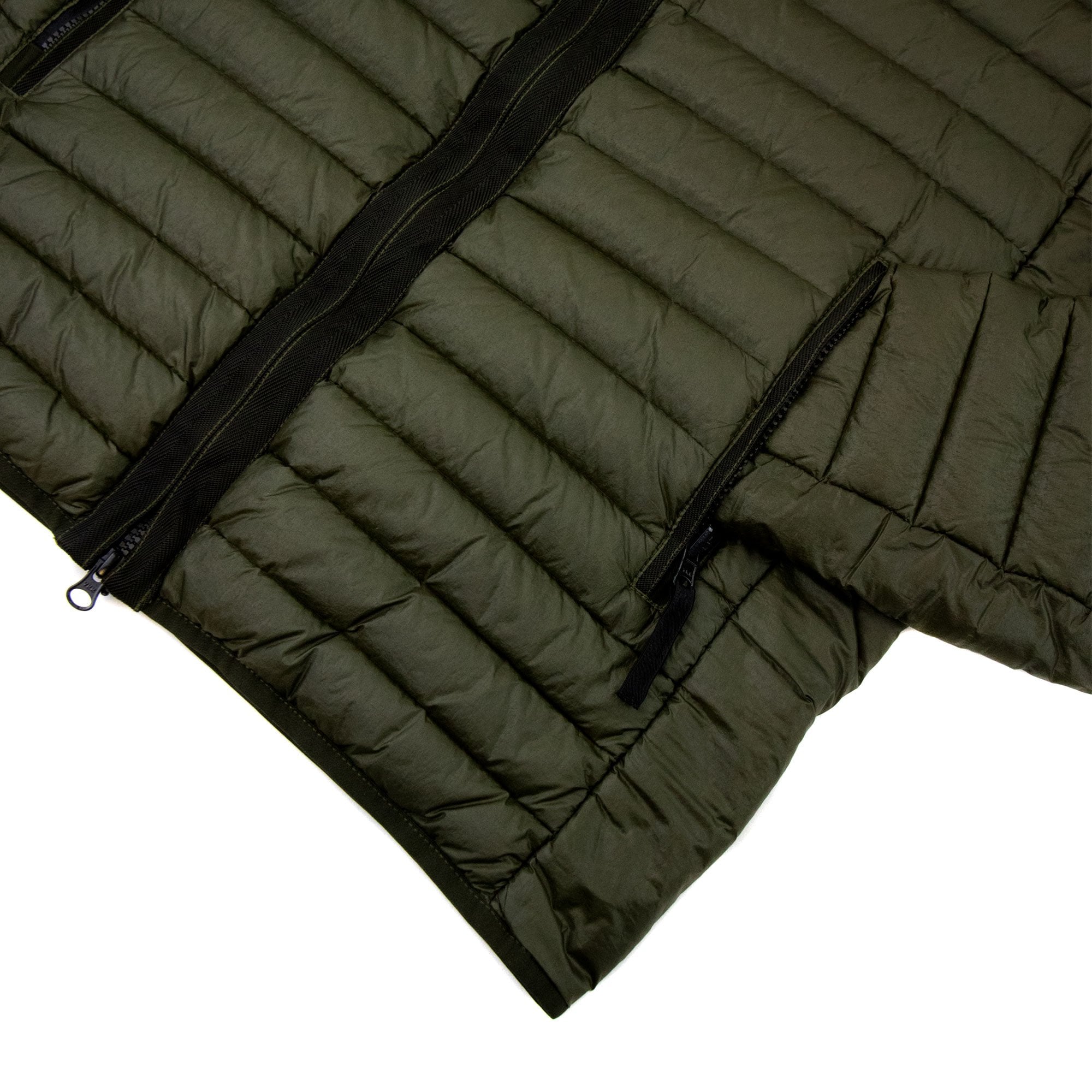 Stone Island 42324 Loom Woven Chambers R Nylon Down Jacket Khaki V0058