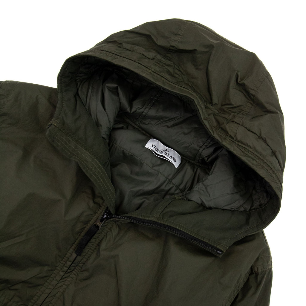 Stone Island 40823 Garment Dyed Crinkle Reps Recycled Nylon With Primaloft®-tc Khaki V0058