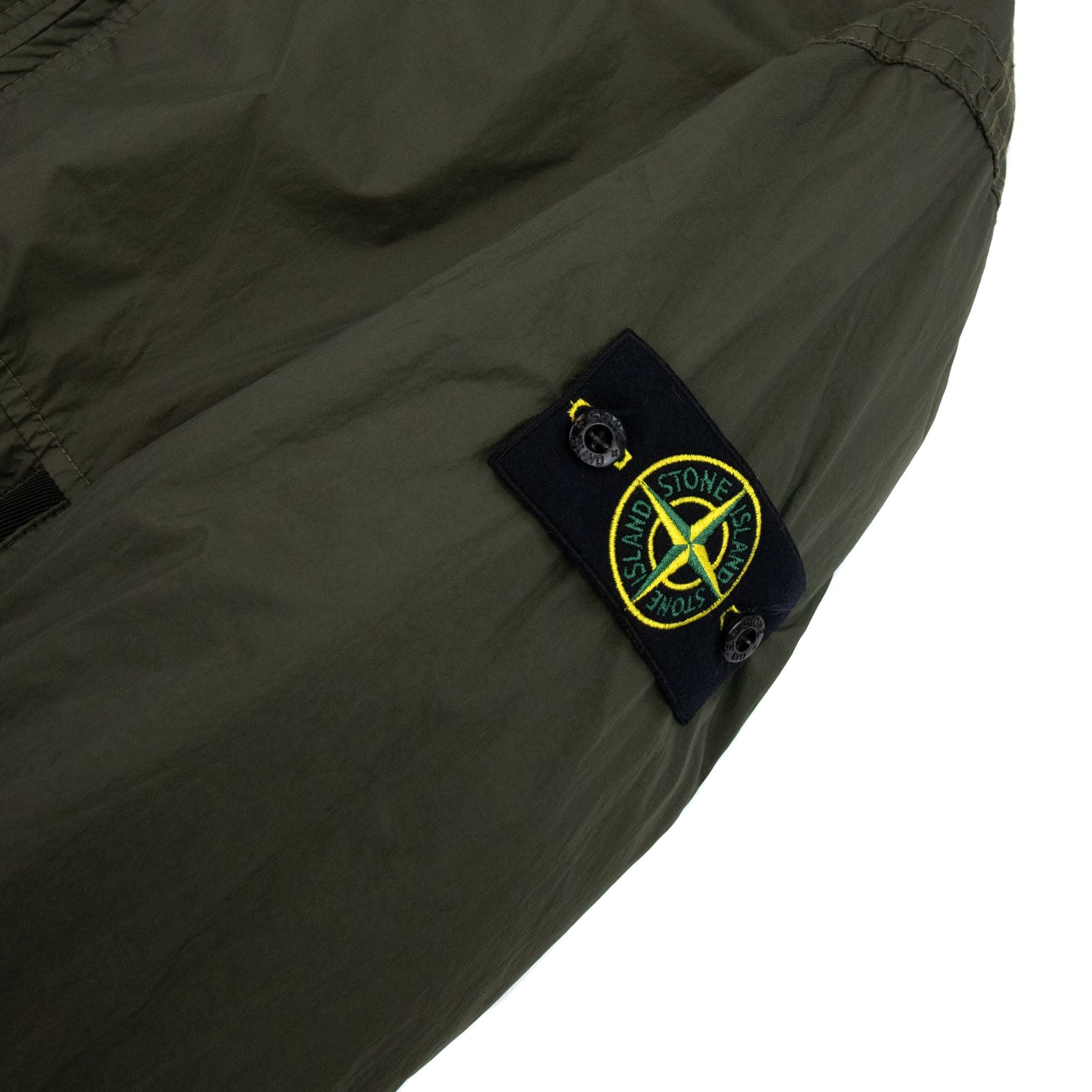 Stone Island 40823 Garment Dyed Crinkle Reps Recycled Nylon With Primaloft®-tc Khaki V0058
