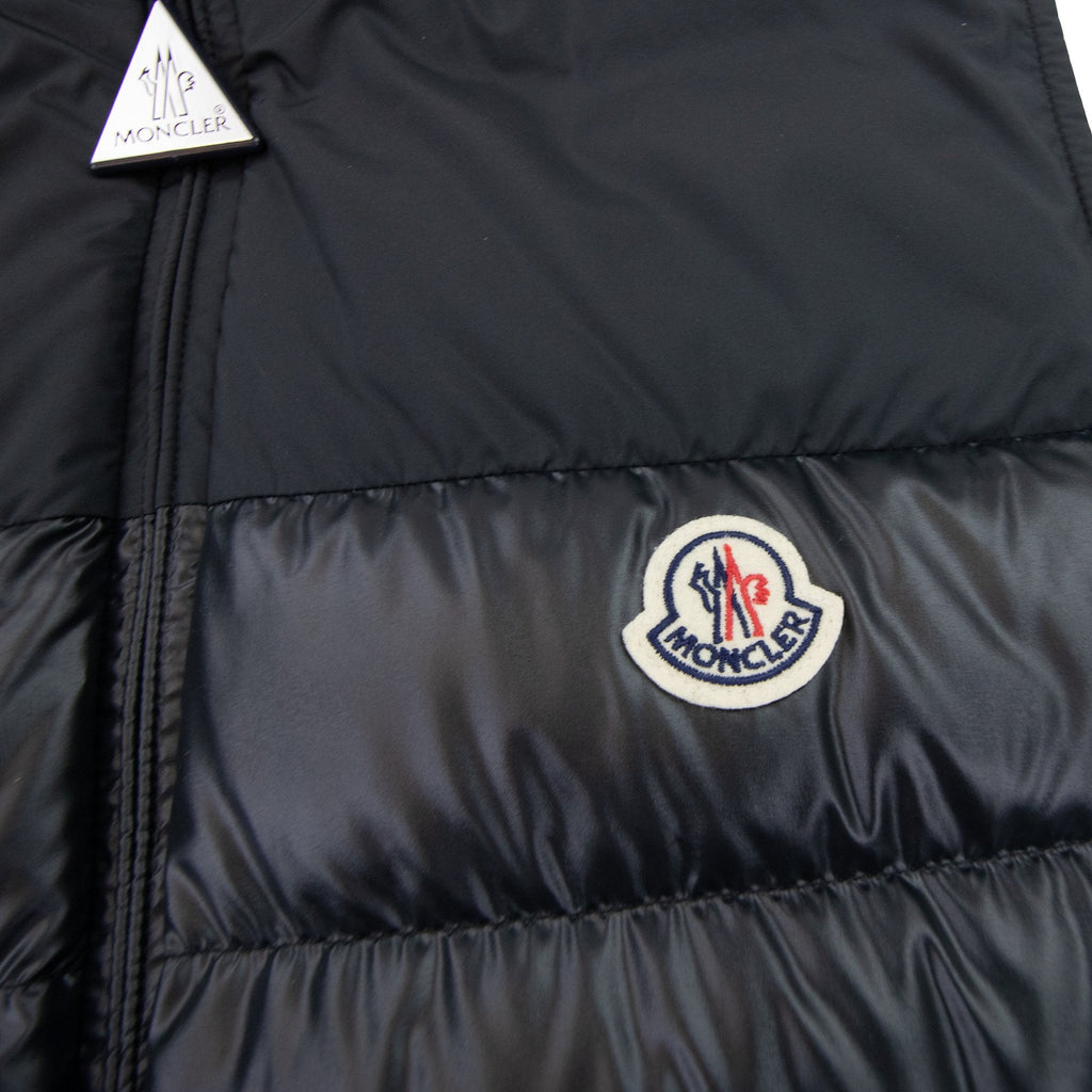 Moncler Cerces Down Gilet Black 999