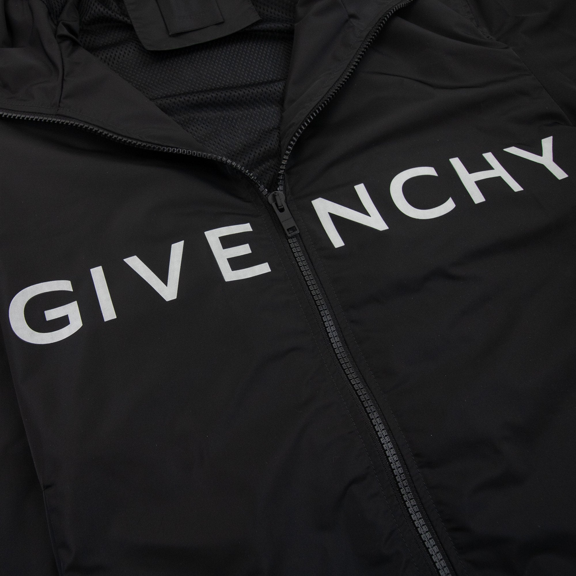Givenchy Technical Fabric Logo Windbreaker Black 001