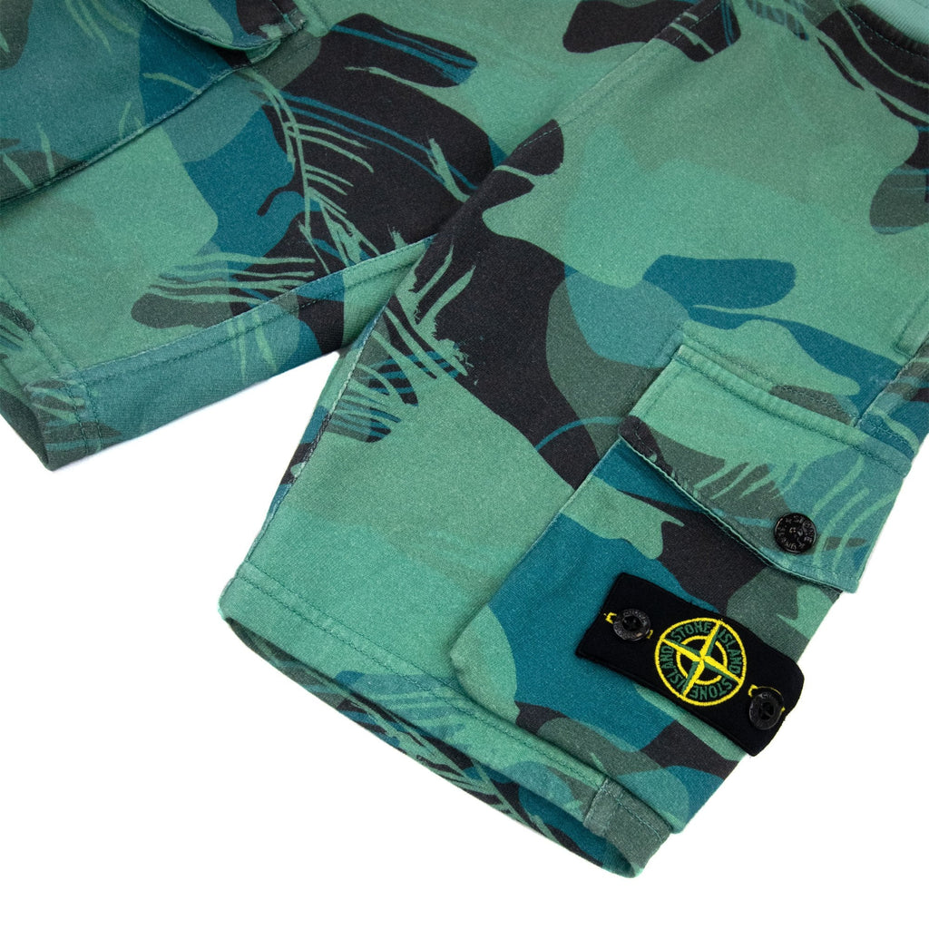 Stone Island Junior 62420 Jungle Camo Cargo Sweat Shorts Emerald Green V0056