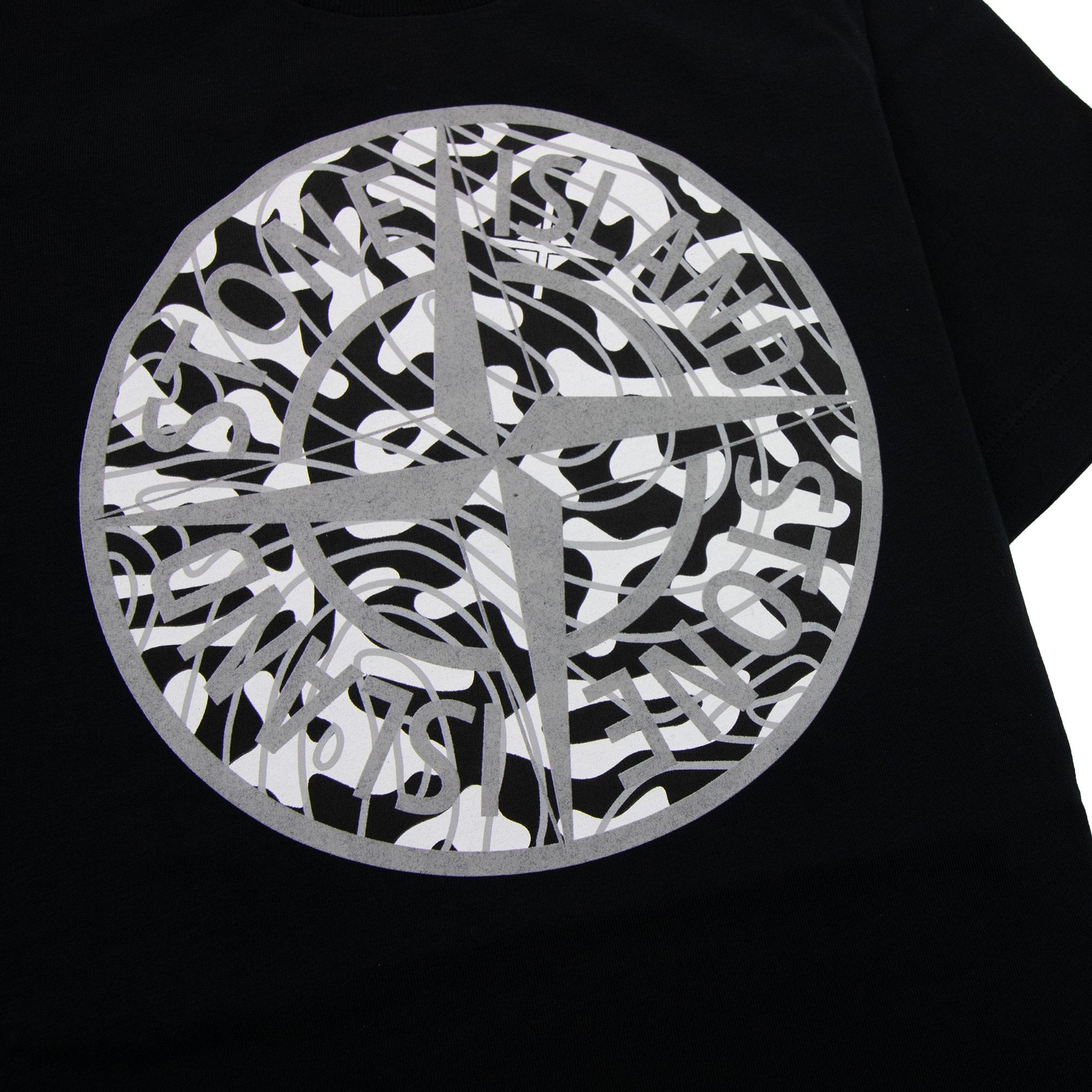 Stone Island Junior 21071 Camo Reflective Logo T Shirt Black V0029