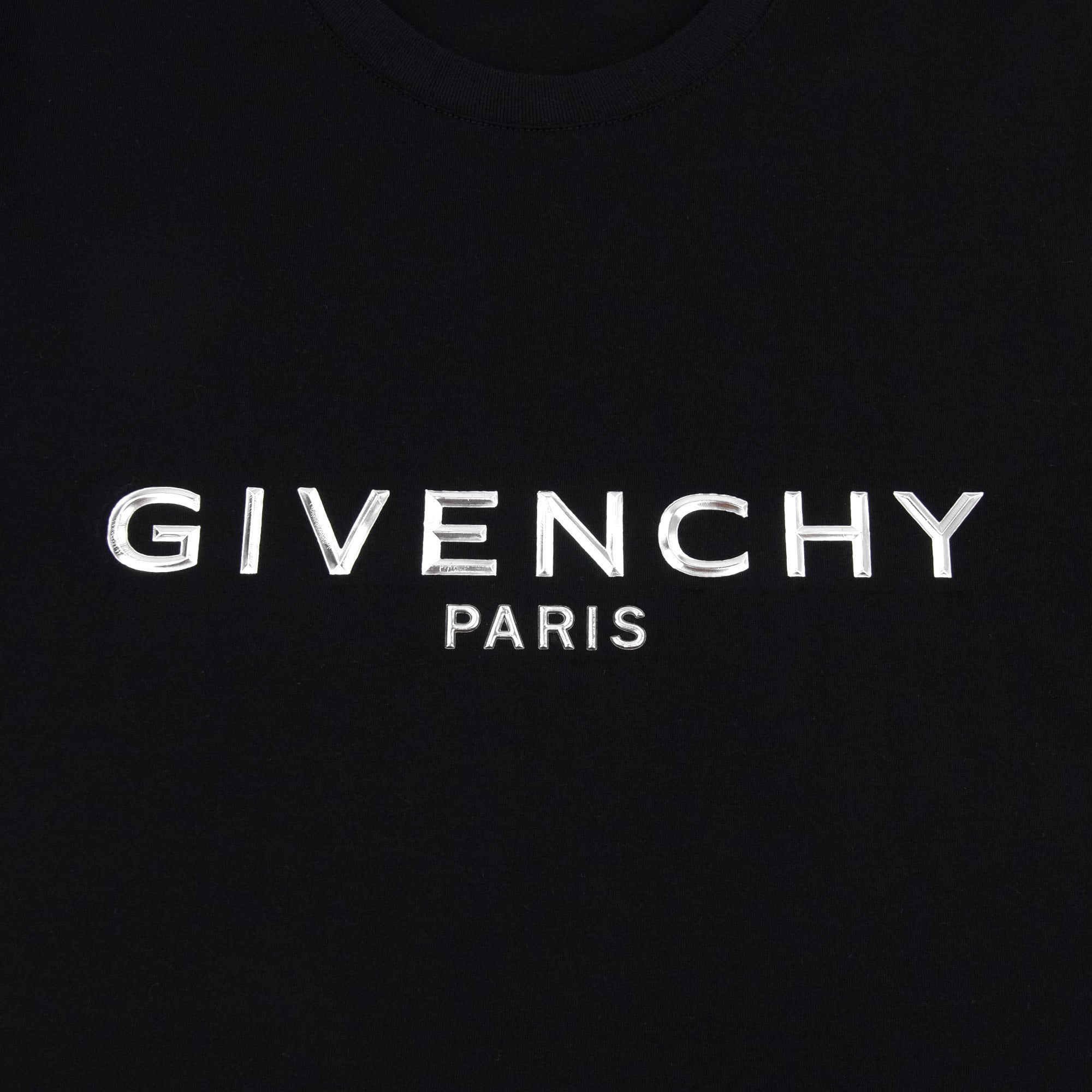 Givenchy Logo Aplique T Shirt Black 001