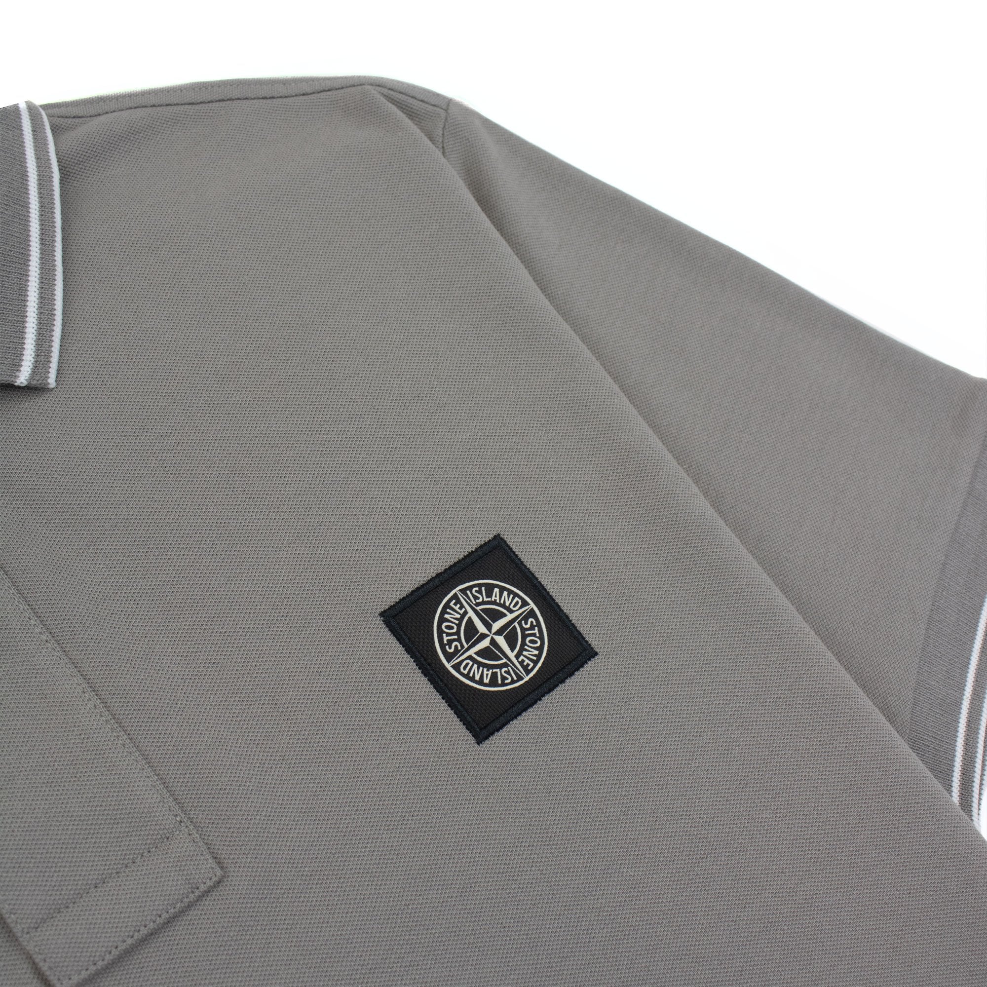 Stone Island 22s18 Slim Fit Polo Shirt Dove Grey V0092