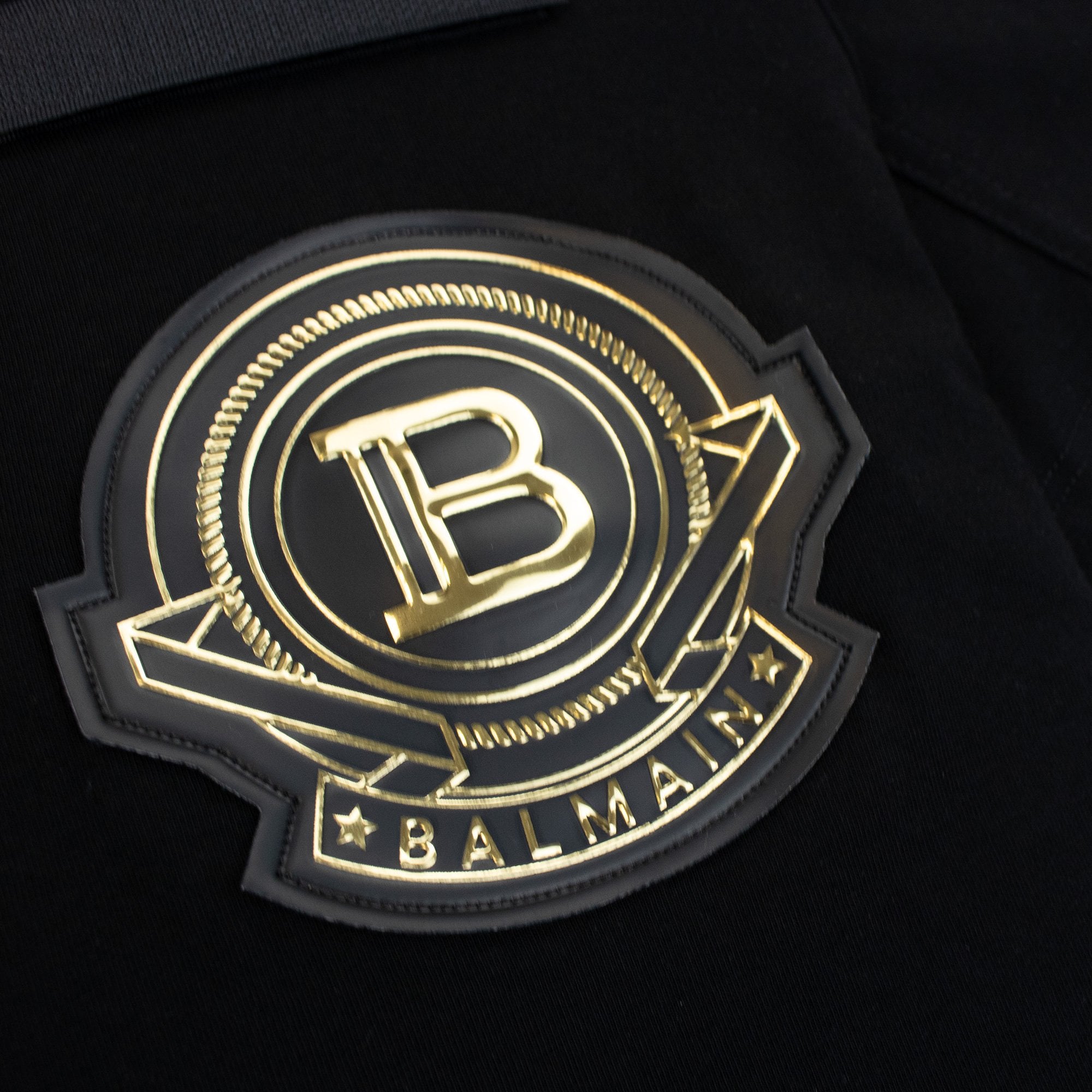 Balmain Badge Logo Crewneck T-shirt Black