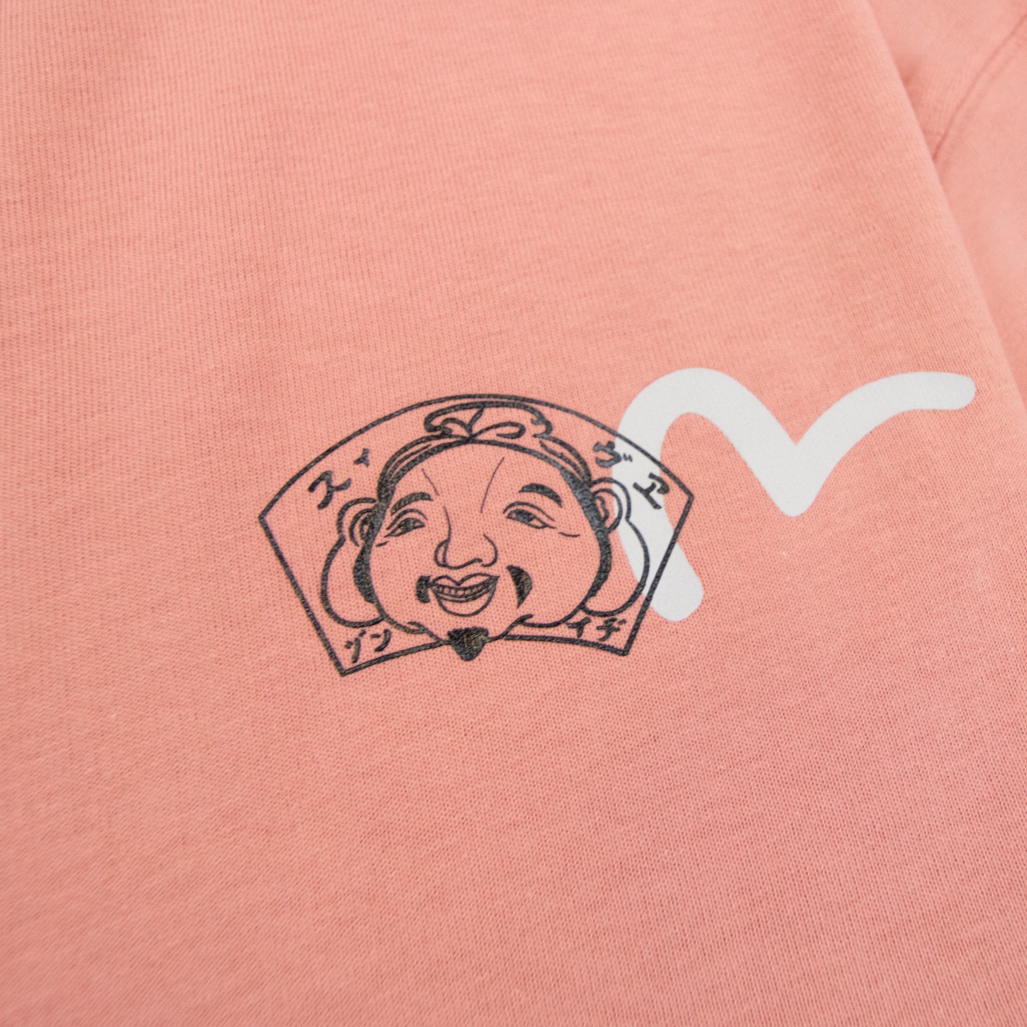 Evisu Social Media Inspired Print T Shirt Dusty Pink