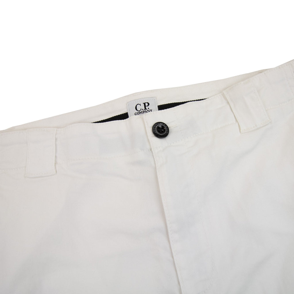 Cp Company Bermuda Cargo Stretch Gabardine Shorts White 103
