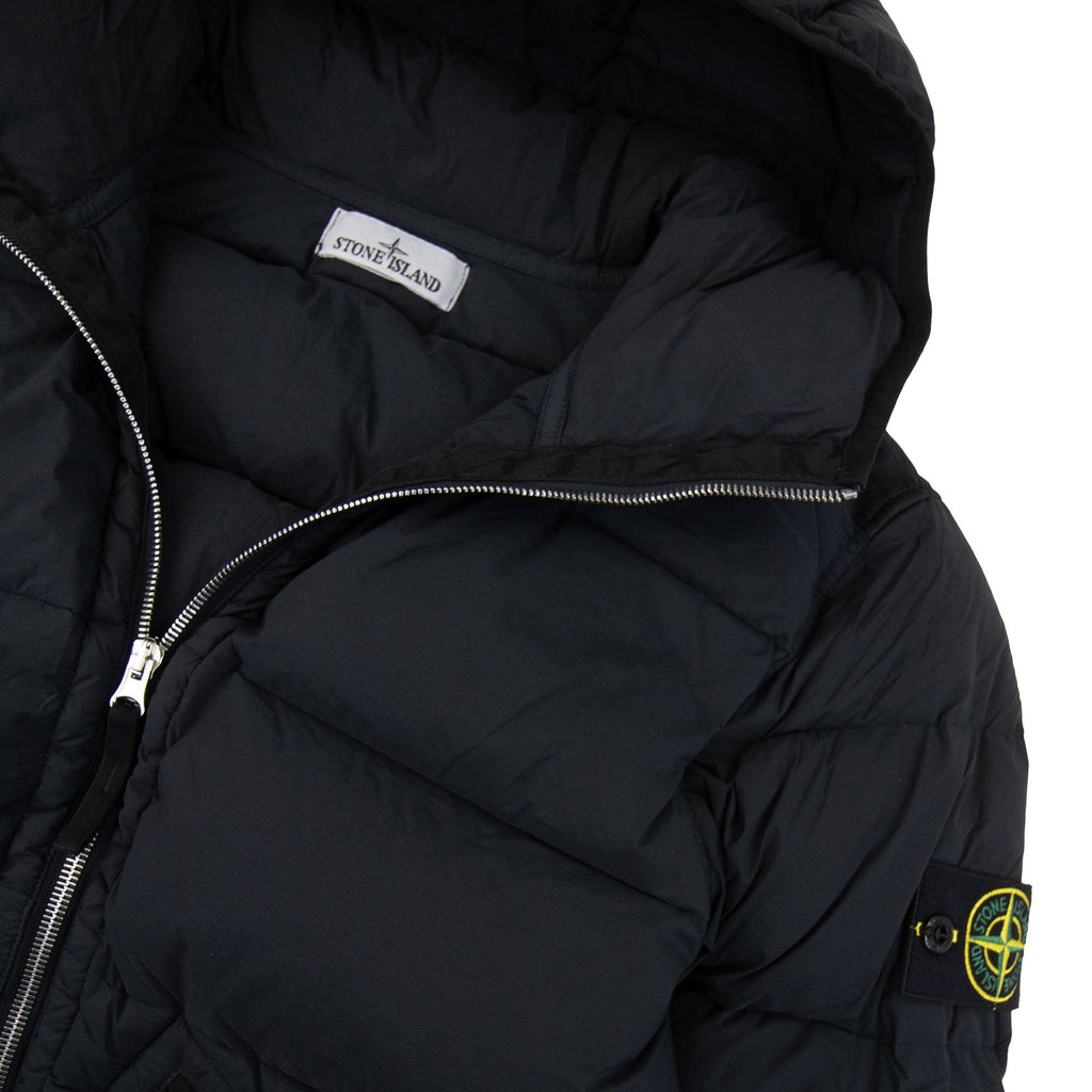 Stone Island 43128 Seamless Tunnel Nylon Down Jacket Black V0029
