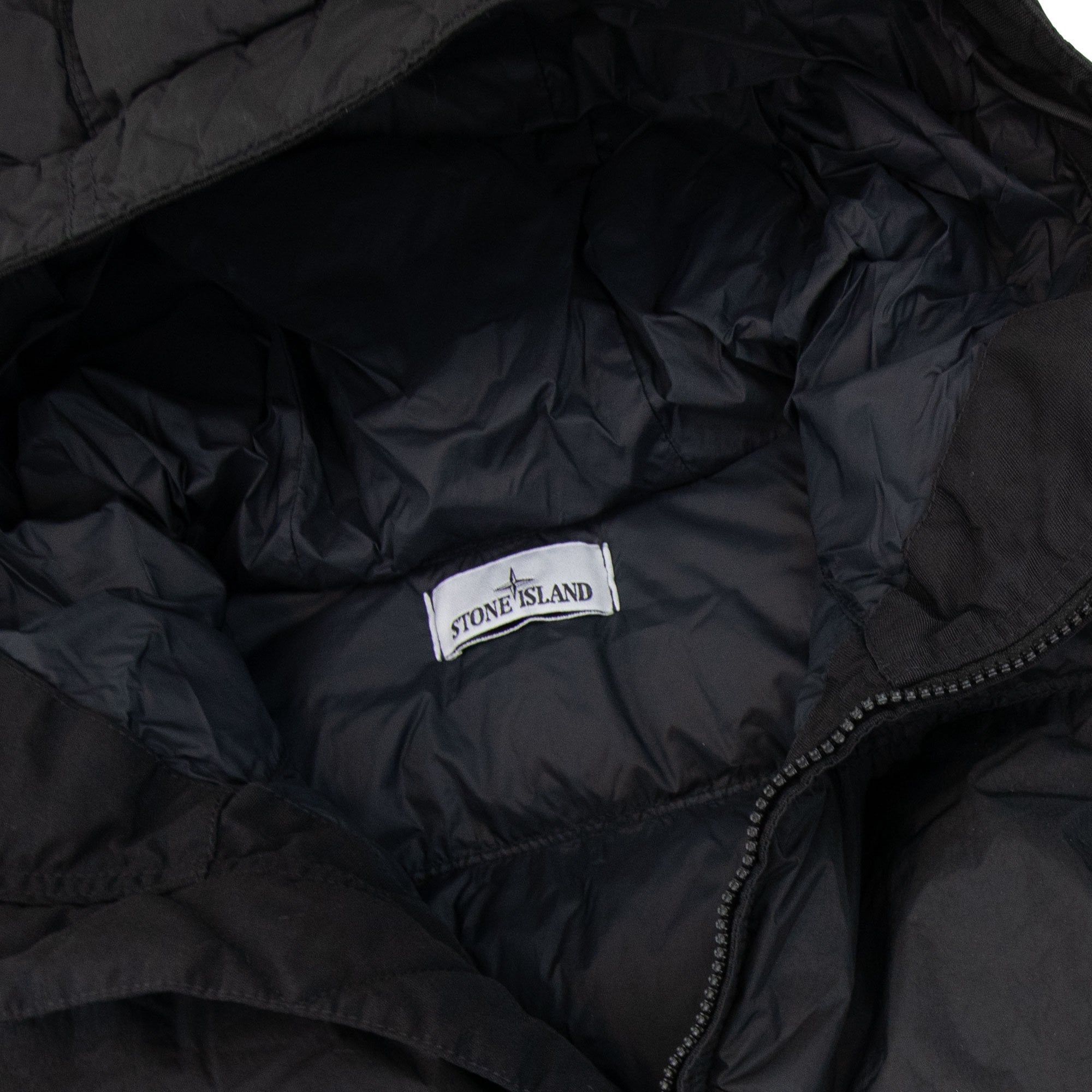 Stone Island 40723 Wind Resistant Crinkle Reps Down Jacket Black V0029