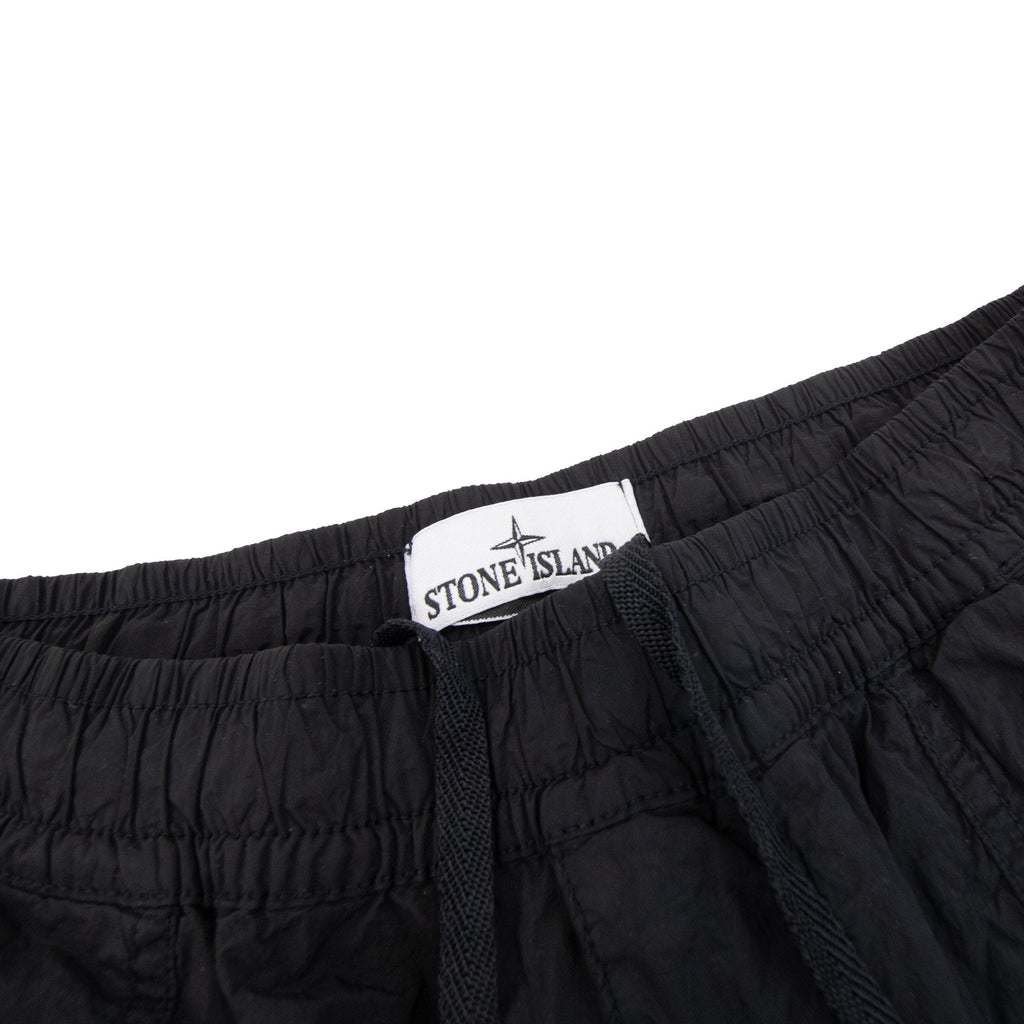 Stone Island L100007 Nylon Metal Cargo Shorts Black V0029