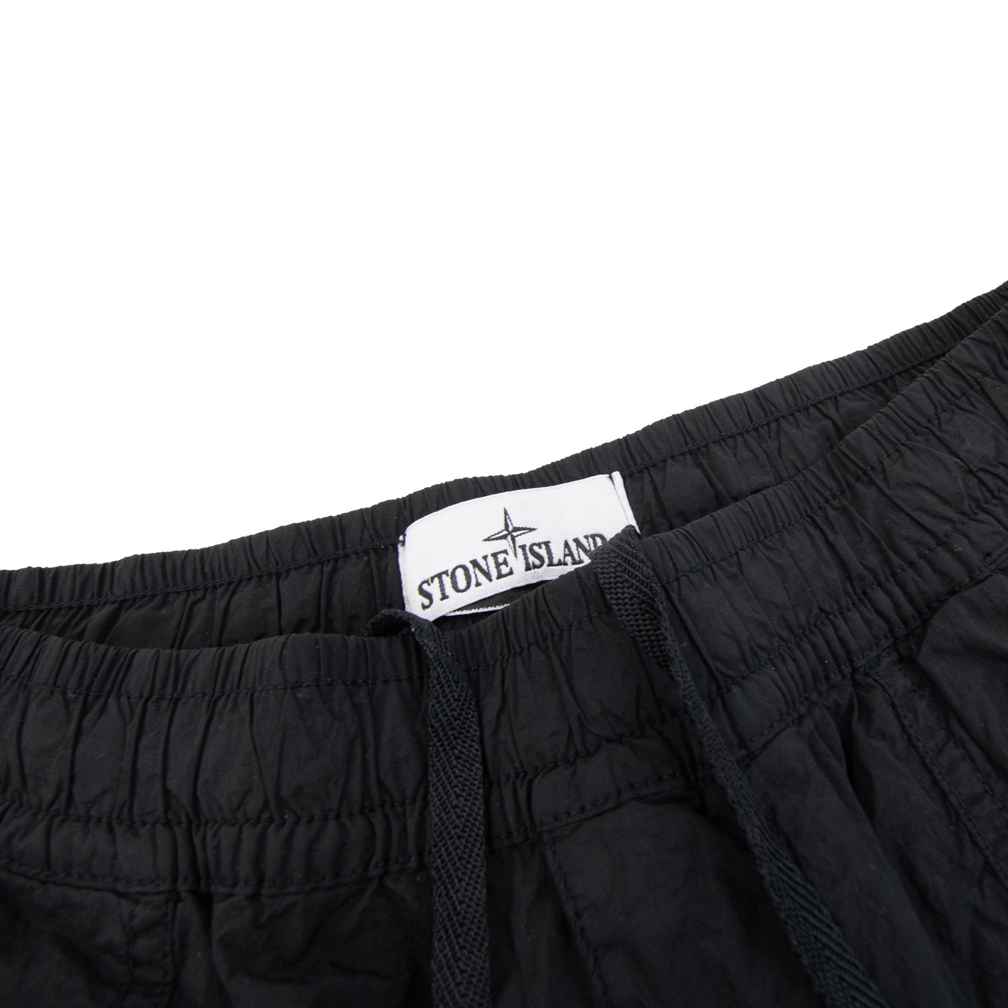 Stone Island L100007 Nylon Metal Cargo Shorts Black V0029