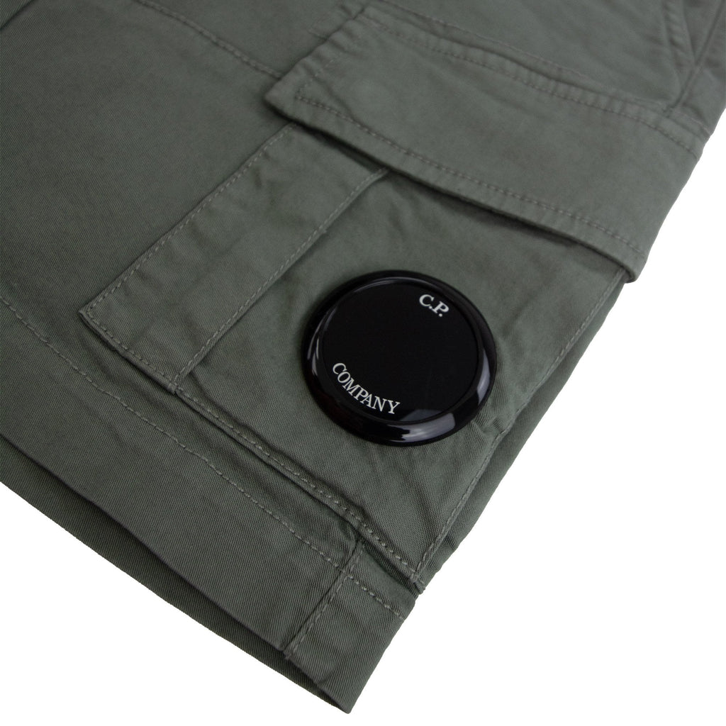 Cp Company Undersixteen U16 Stretch Sateen Lens Cargo Shorts Green 669
