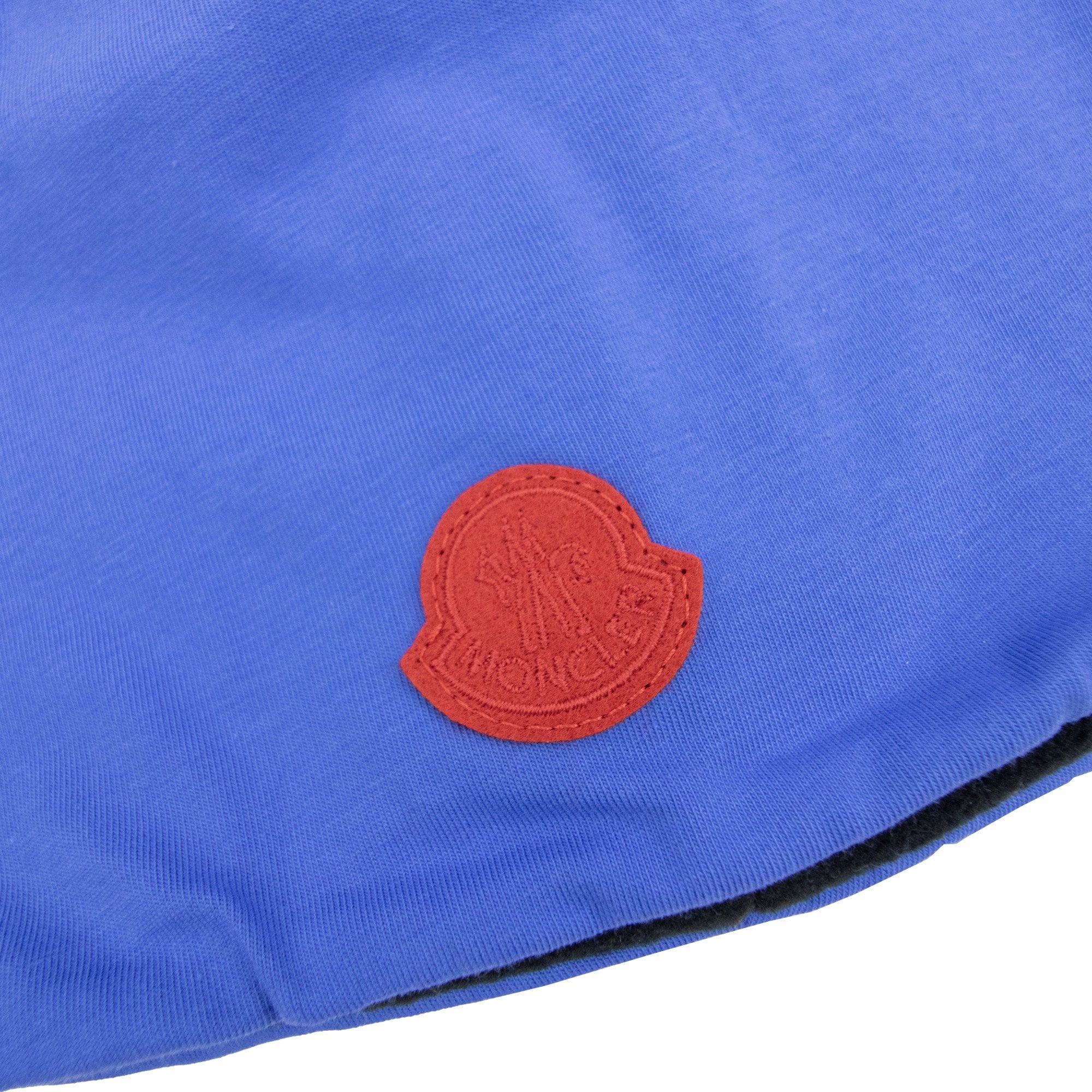 Moncler Logo Patch Reversible Beanie Black/blue