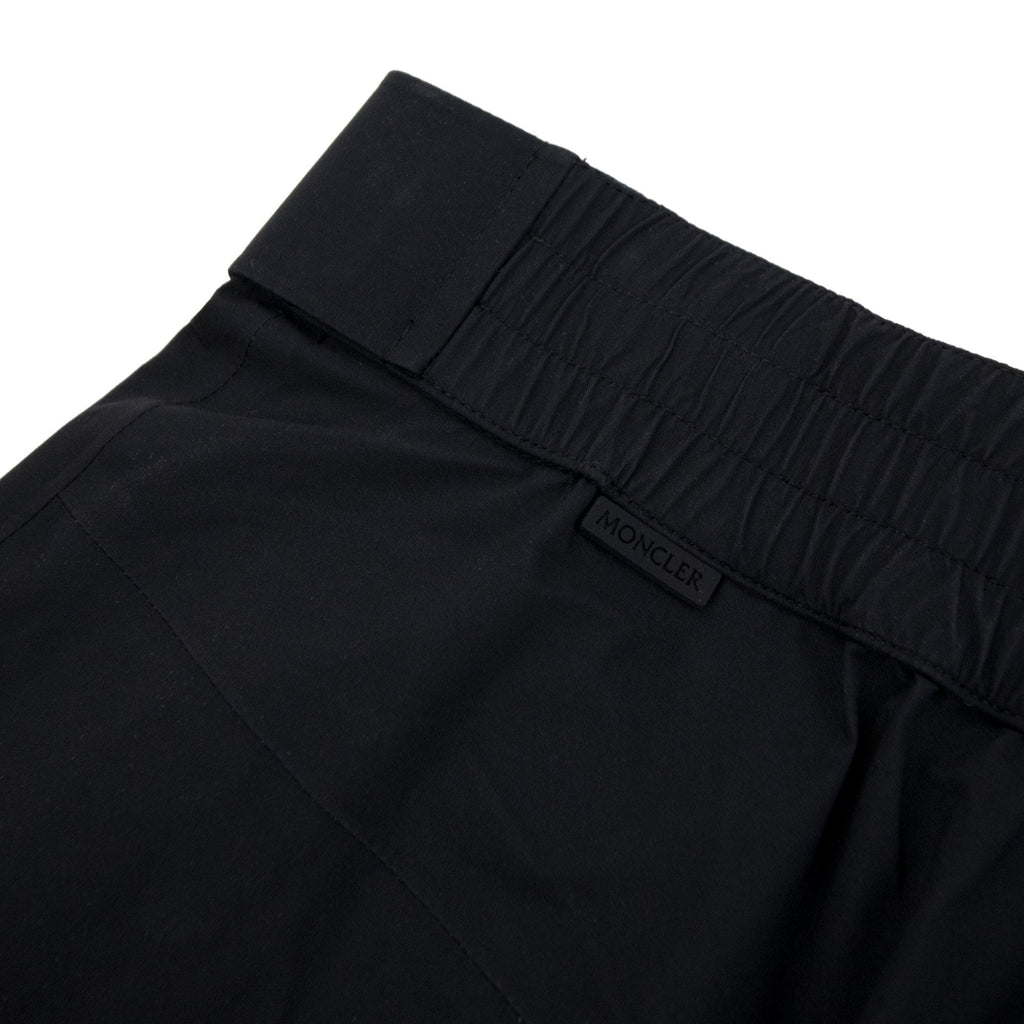 Moncler Gore-tex Jogging Trousers Black 999