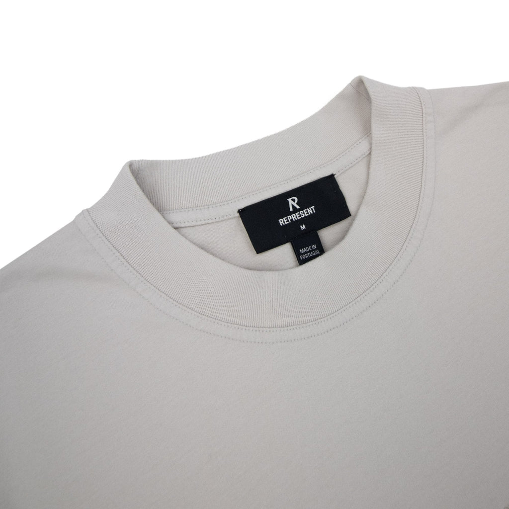 Represent Embroidered Serif Logo T Shirt Concrete 25