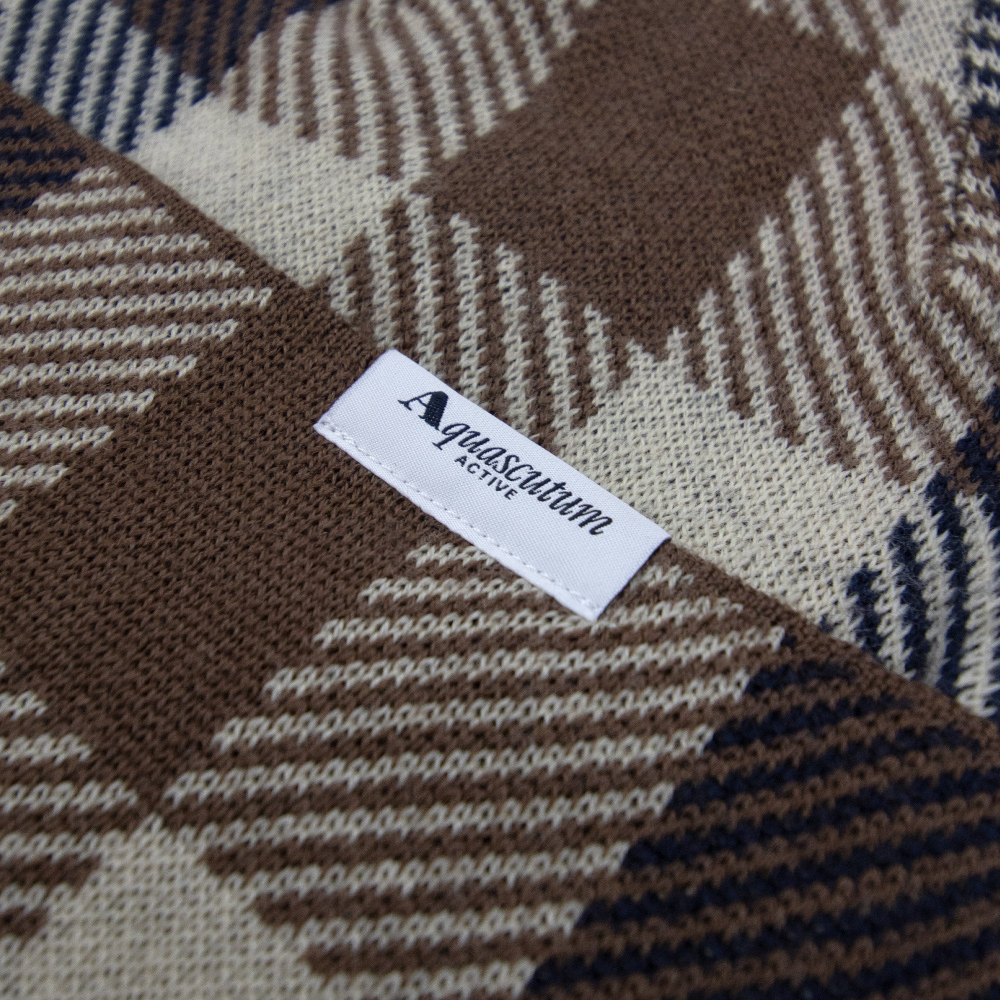 Aquascutum Active Macro Check Beanie Macro Club