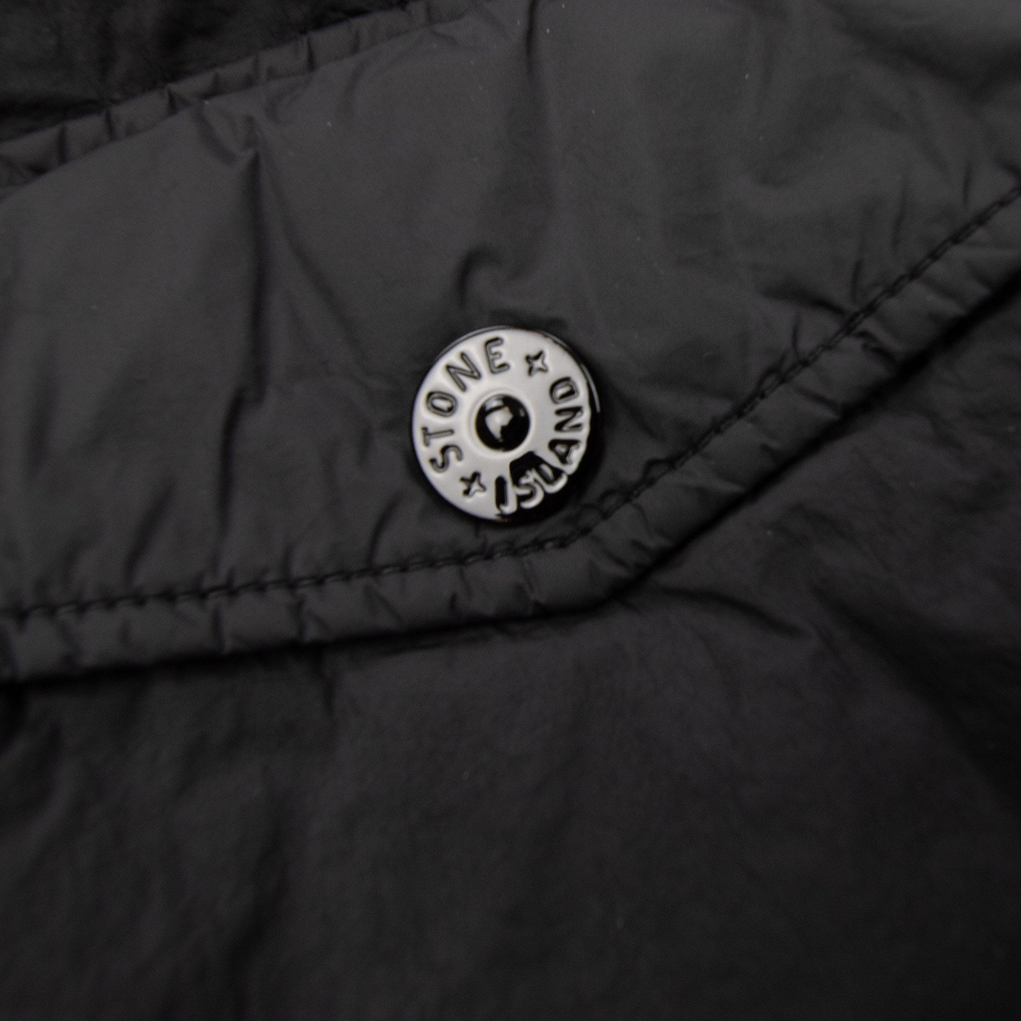 Stone Island 4100011 Crinkle Reps Ny Recycled Nylon Jacket Black V0029