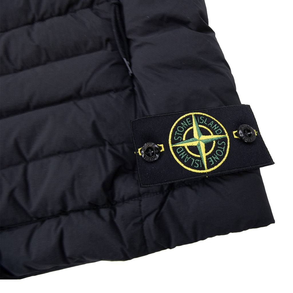 Stone Island G100004 Seamless Tunnel Down Gilet Black V0029