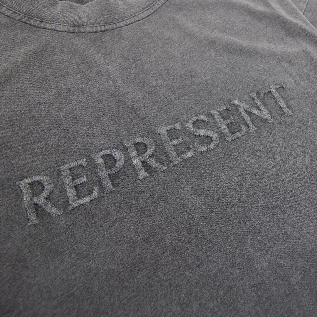 Represent Embroidered Serif Logo T Shirt Vintage Grey