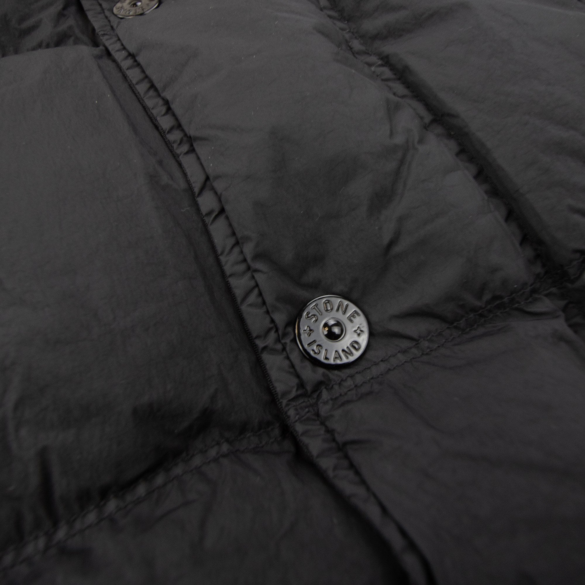 Stone Island 4100012 Crinkle Hooded Down Parka With Wind Resistance Black V0029