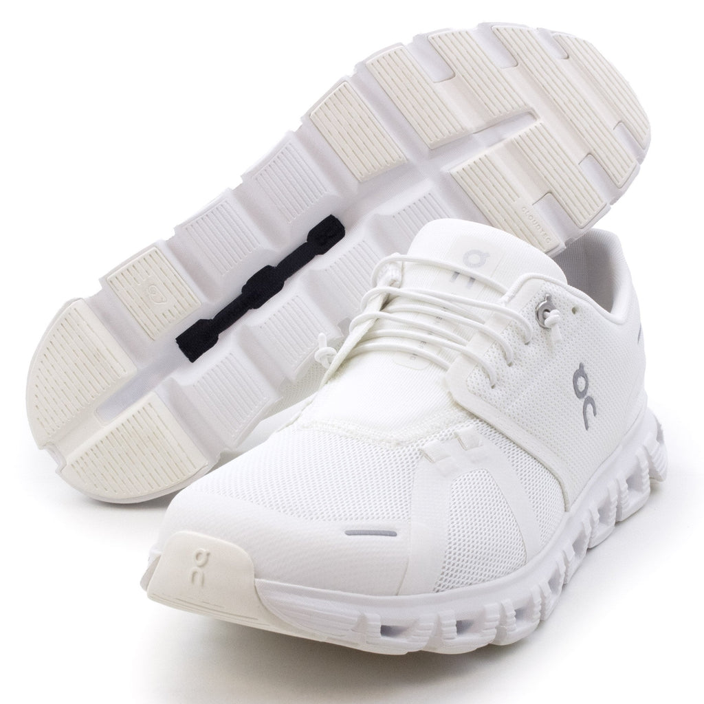 On Running Cloud 6 White/white
