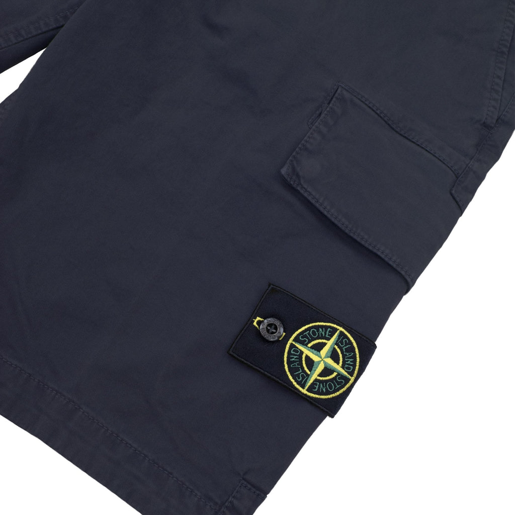 Stone Island L100018 Organic Cotton Old Effect Cargo Shorts Navy V0120