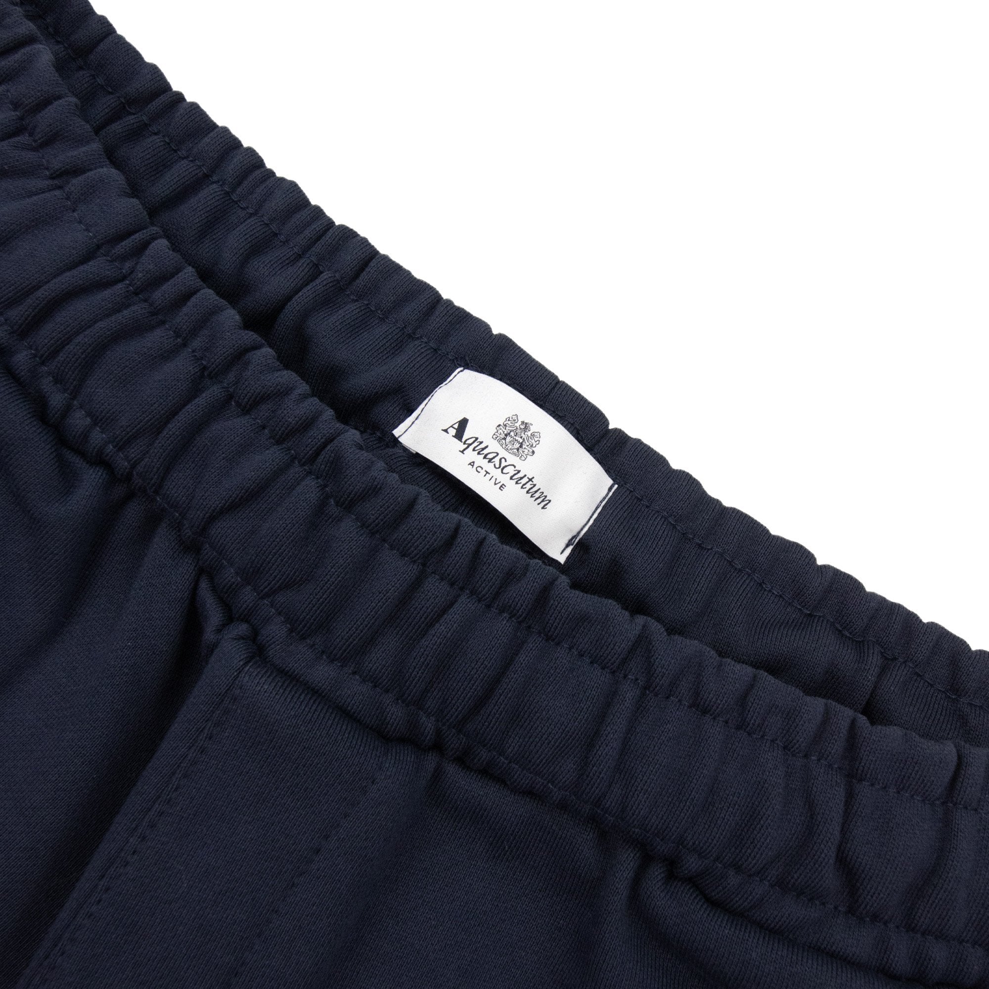 Aquascutum Badge Cotton Shorts Navy 11