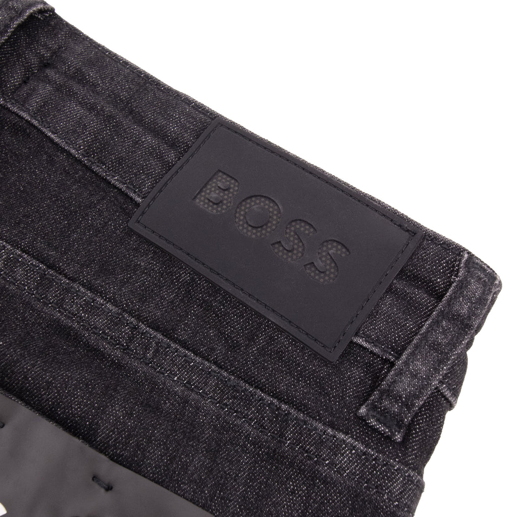 Hugo Boss P-Delaware Wrinkle Resistant Slim Fit Jean Black 008