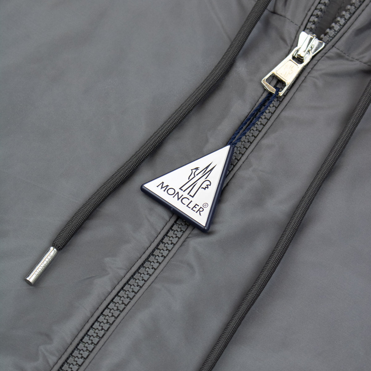 Moncler Grimpeurs Hooded Jacket GREY 93D
